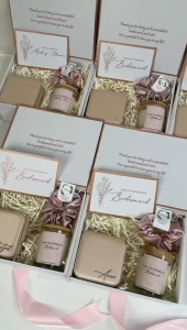 Personalised Customised Gift Box with Card Shredded Paper Mothers Day Birthdays Bridesmaid