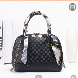 พร้อมส่งในไทยกระเป๋าสะพายข้าง กระเป๋าไปทำงาน กระเป๋าไปเรียน กระเป๋าใส่ของ