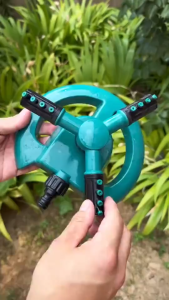 Vòi Phun Nước Xoay 360 Độ Tự Động | Đầu Phun Mưa Tưới Cây Tưới Cỏ Sân Vườn Sprinkler Mini