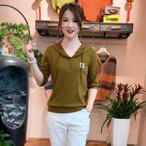 เสื้อฮู้ดคอกลมแขนยาวทรงหลวมสำหรับผู้หญิงในช่วงฤดูใบไม้ร่วงและฤดูหนาว เสื้อผ้าทำงานสไตล์ลำลอง ผ้าฝ้ายผสมโพลีเอสเตอร์