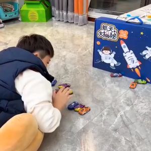 Bộ 8 Xe Ô Tô Bật Nhẩy 360 Độ Chất Liệu Hợp KimNhựa ABS An Toàn Bền Chắc Chống Va Đập Cao Giúp Trẻ Chơi Cả Ngày Không Chán - Tiệm Nhà Sóc 2023