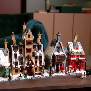 LEGO Harry Potter 76457 Hogsmeade Village – Collectors Edition (3228 Pieces)