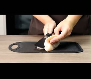 Hkaibang ใบกระดูก 5 ชิ้น พร้อม มีมียอดดี เช่น มีดสแตนเลส มีดสับกระดูก มีด มีดแล่เนื้อ มีดปลอกผลไม้ ที่จับจานร้อน พิมพ์ทอดไข่ และที่มีวัสดุดีไม่เป็นสนิม CNN-972