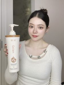 Anti-Dandruff Plant Essence Moisturizing Shampoo and Conditioner Set