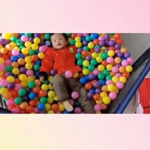 BLINGOO Baby Big Playpen with Ball Big Size baby fence  Baby Playground indoor fence Breathable Mesh Bed Fence