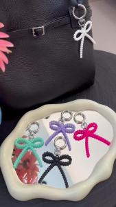 Trendy And Fashionable Candy-Colored Plastic Beads Bowknots Sweet Bag Pendants Mobile Phone Chains Keychains Car Accessories
