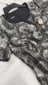 Đầm Gấm Nữ Cổ V Tay Ngắn Họa Tiết Hoa Sang Trọng DL834