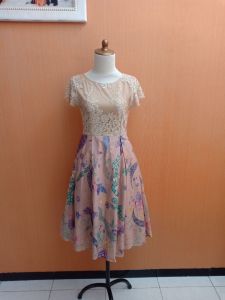 GAUN mini midi dress wanita cream S M cewek MEWAH lengan pendek PESTA cute brokat