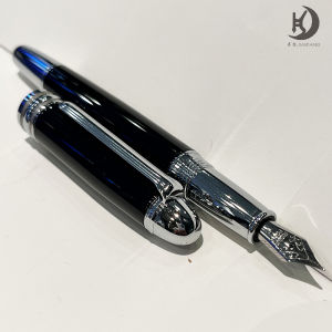 Wingsung 911 Luxury Fountain Pen Stunning Black Lacquer Pen Gold Finish with Fine /0.38mm nib Best Pen Gift with ink Sacs