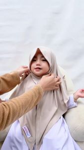 Jilbab segitiga instan anak usia 1-4 tahun | Kerudung Sekoah TK anak