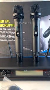 Aluminum Alloy Wireless Microphone KTV/Concert Dedicated One To Two Handheld UHF Infrared Frequency 150M Mikrofon