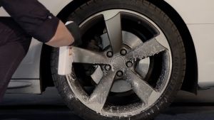 AUTOGLYM Clean Wheels or Wheel Cleaning Mousse | Powerful Wheel Cleaner 500ml