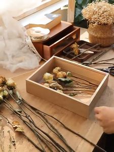 1 PCS Wooden Hollow Dried Flower Plant Photo Frame DIY Double-sided Transparent Acrylic Picture Frame Floral Specimen Frame