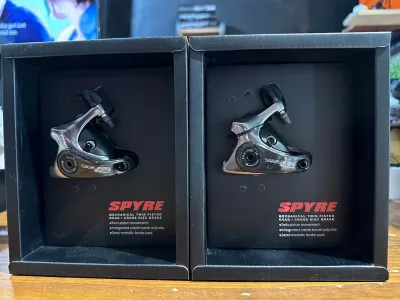 TRP SPYRE SLC FLAT MOUNT BIKE CALIPER GREY