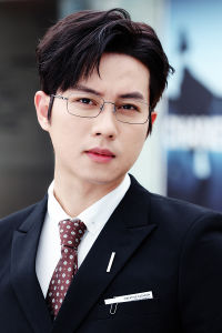 Pure Titamium Blue Light Blocking Reading Glasses for MenUltralight Eyeglasses FrameLightweight Presbyopic Glasses