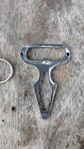 MT ที่เปิดขวด สแตนเลส อเนกประสงค์ สําหรับตั้งแคมป์ ประแจมูมด้านใน ไขควงตั้งแคมป์กลางแจ้งอุปกรณ์เอาตัวรอด เครื่องมือ EDC