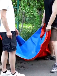 REALM 【ส่งจากไทย】ผ้าใบกันแดดฝน ผ้าใบกันน้ำ กันแดด100% กันน้ำ มีตาไก่ ผ้าใบกันน้ำหนาสองด้าน ผ้าใบพลาสติกเอนกประสงค์ ขนาด 2x2 2x3 2x4 3x3 3x4 3x5 3x6เมตร ผ้ายางกันแดดฝน กันสาดผ้าใบ