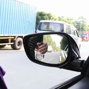 Gratis Ongkir - Kaca Film Spion Anti-Fog / 2 PCS Stiker Kaca Mobil Anti Air / Anti Fog Embun Spion Motor / Stiker Spion Anti Embun