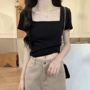 เสื้อยืดคอกว้างสีดำสไตล์ฝรั่งเศสสำหรับผู้หญิง แขนสั้น ทรงเข้ารูป ฤดูร้อน 2022 เสื้อแขนสั้นคอเหลี่ยม เสื้อผ้าทำงาน