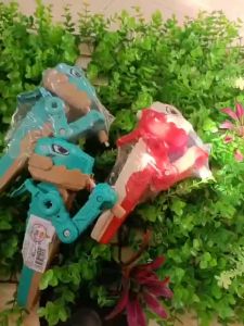 KẸO MÚT ĐỒ CHƠI KHỦNG LONG NGẬM KẸO VUI NHỘNKHỦNG LONG GIỮ KẸO MÚT SIÊU HOT