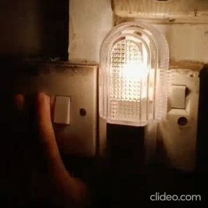 Geloof Auto Sensor Night Light (Warm White) Mini Dusk To Dawn Wall Sleep Lamp 3 Pins Cat Eye GANTV