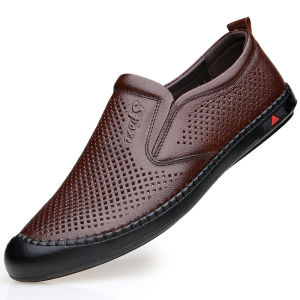 รองเท้าหนังเย็นรองเท้าผู้ชายใส่ขับรถพื้นนิ่มลำลองสำหรับผู้ชายรองเท้ามีรูสำหรับฤดูร้อนรองเท้าแตะหนังแท้ฉลุลายระบายอากาศได้ดีสำหรับคุณพ่อผู้ชาย
