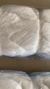 ด้ายไนล่อนตราเรือไบ ด้ายไนล่อนขาว 210/ 6  210/ 9  น้ำหนัก 25 กรัม/มัด (1มัดมี4ไจ)  สำหรับทำเครื่องประดับ ถักแห เล่นว่าว ทำเป็นสายเบ็ดตกปล