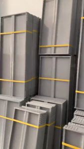 KỆ SẮT V LỖ 4 TẦNG ( CÓ BÁNH XE) RỘNG 40CM X DÀI TỪ 60CM ĐẾN 15M X CAO NHIỀU KÍCH THƯỚC