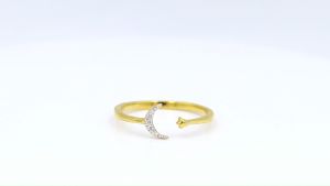 Happy Jewelry แหวนพระจันทร์เพชร ดาว ทองแท้ 9k 37.5% เพชรเกสร 9k 37.5% คู่กับ ผ้า