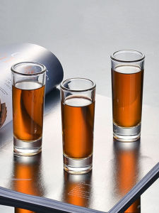 Mini Glass White Wine Cup Bullet Shaped Straight Body Single Bite High End Small 50ml Tall Slim European Style Liquor Cup