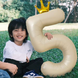Crown-Shaped & Numbered Cream-Colored Balloons for Photo Props and Birthday Party Decoration Large