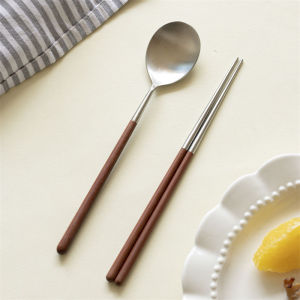 2-Piece Portable Flatware Set with Case 304 Stainless Steel Chopsticks Spoon Set Cutlery Silverware Set for Travel Camping Lunch
