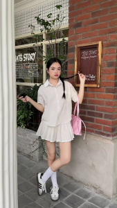 Set áo sơ mi họa tiết sọc thêu nơ trước túi kèm chân váy sọc xếp ly Bow Miều Est.2013