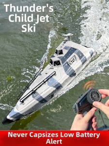 High-Speed Turbo Charged RC Boat Model Not Easy to Capsize