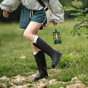 Giày Bốt Cao Cổ Nữ Thời Trang Chống Thấm Nước Đế Dày Cao Đến Giữa Bắp Chân Chất Liệu Cao Su Kiểu Dáng Dễ Mang Mũi Tròn Gót Trung Bình.