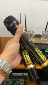 Micro Shure Ugx39 Plus Chống Hú Rít Hiệu Quả Thu Phát Sóng Ổn Định Hát Nhẹ Sóng Xa Chống Hú Karaoke Gia Đình Sân Khấu