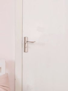 Anti-collision door stop creative silicone door suction no punching toilet top door door touch new silent toilet door stopper