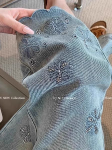 กางเกงยีนส์ทรงตรงผู้หญิง ทรงเข้ารูป ทรงบาง ทรงเข้ารูป กางเกงขายาวทรงเก๋ไก๋ ทรงเข้ารูป สไตล์วินเทจ ลายปัก ทรงเข้ารูป