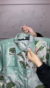 Batik Couple Keluarga Sarimbit Seragam Kondangan Motif Mulyo Sage