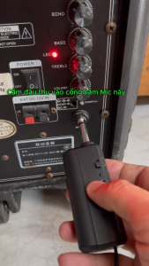Bộ 2 Micro Không Dây chuyên dùng cho Loa kéo Âmly pin sạc lại tiện dụng