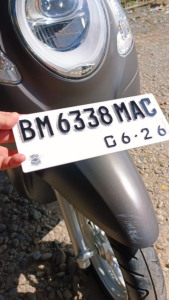 Plat Nomor Motor Akrilik timbul costum double acrylic