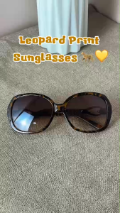 Travel-Friendly Oversize Sunglasses for Women - Sunlight Protection Wide Shade for Ladies