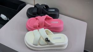 【STOCK+COD】New arrival korean summer fashion women slipper sandal cross design thick bottom size 35-40