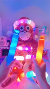 Mainan Selang Lampu LED: Pop Pipes Rainbow & Pop Tube Sensory Toys