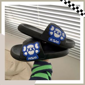 BBPShop ใหม่ รองเท้าแตะ รองเท้าลำลอง สีพื้นสุด การ์ตูน 4 สี 🖤ดีเทลสวย ปั้มนูน ชุดล่าสุด