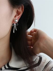 S925 Silver Needle Butterfly Knot Ear Cuffs Dual Wear Grey Pearl Mosquito Coil Ear Clip No Piercing Required Fashion Jewelry