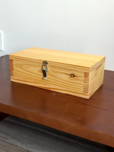 Thùng ong dú hộp nuôi ong dú gỗ thông Mỹ nắp gài kích thước 36-18-12cm