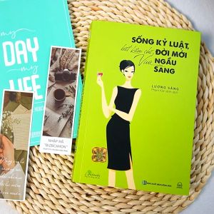 Sách Sống Kỷ Luật Biết Kiềm Chế Đời Mới Vừa Ngầu Vừa Sang - BIZBOOKS