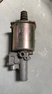 Tổng côn dưới xe ô tô 102 YZ222