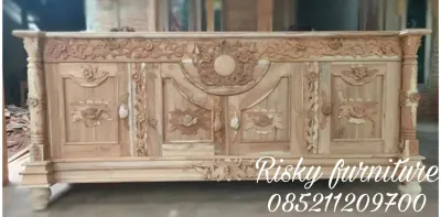 bufet TV minimalis ukiran bahan kayu jati ukuran 2m